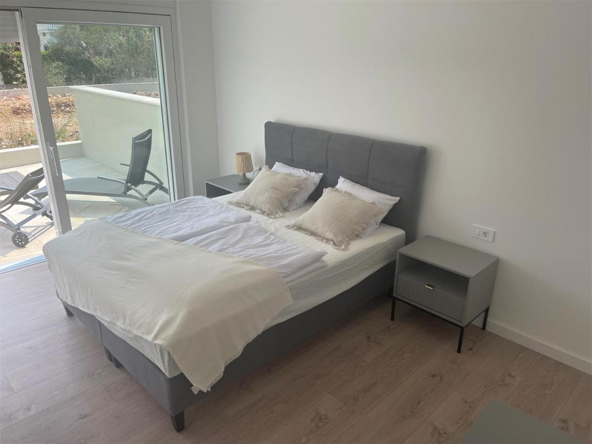 Soltysovka Apartments Rogoznica  Esterno foto