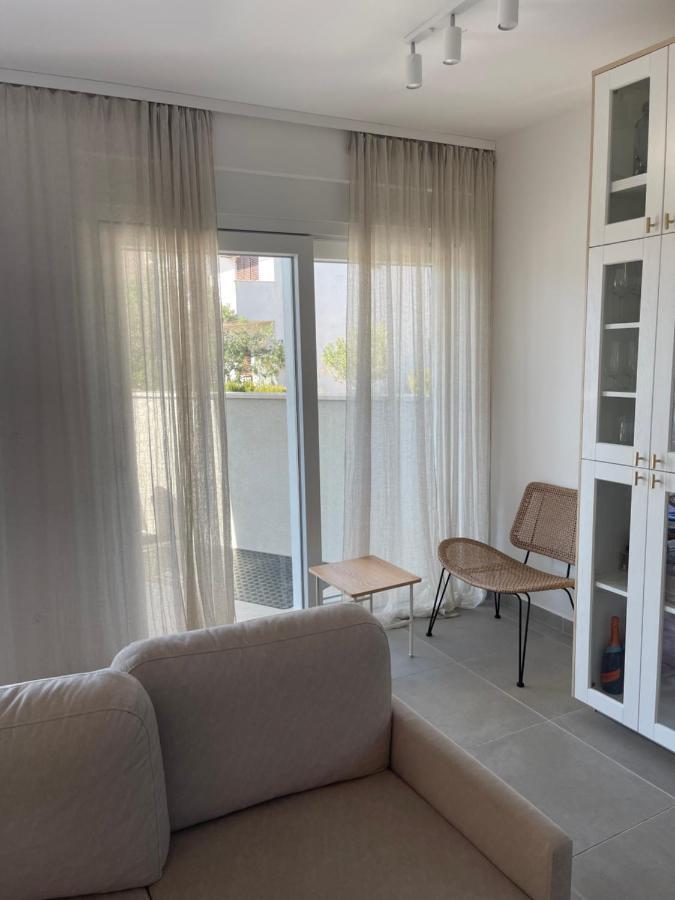 Soltysovka Apartments Rogoznica  Esterno foto