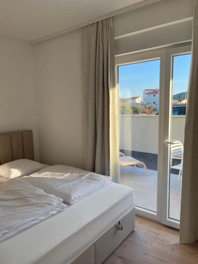 Soltysovka Apartments Rogoznica  Esterno foto
