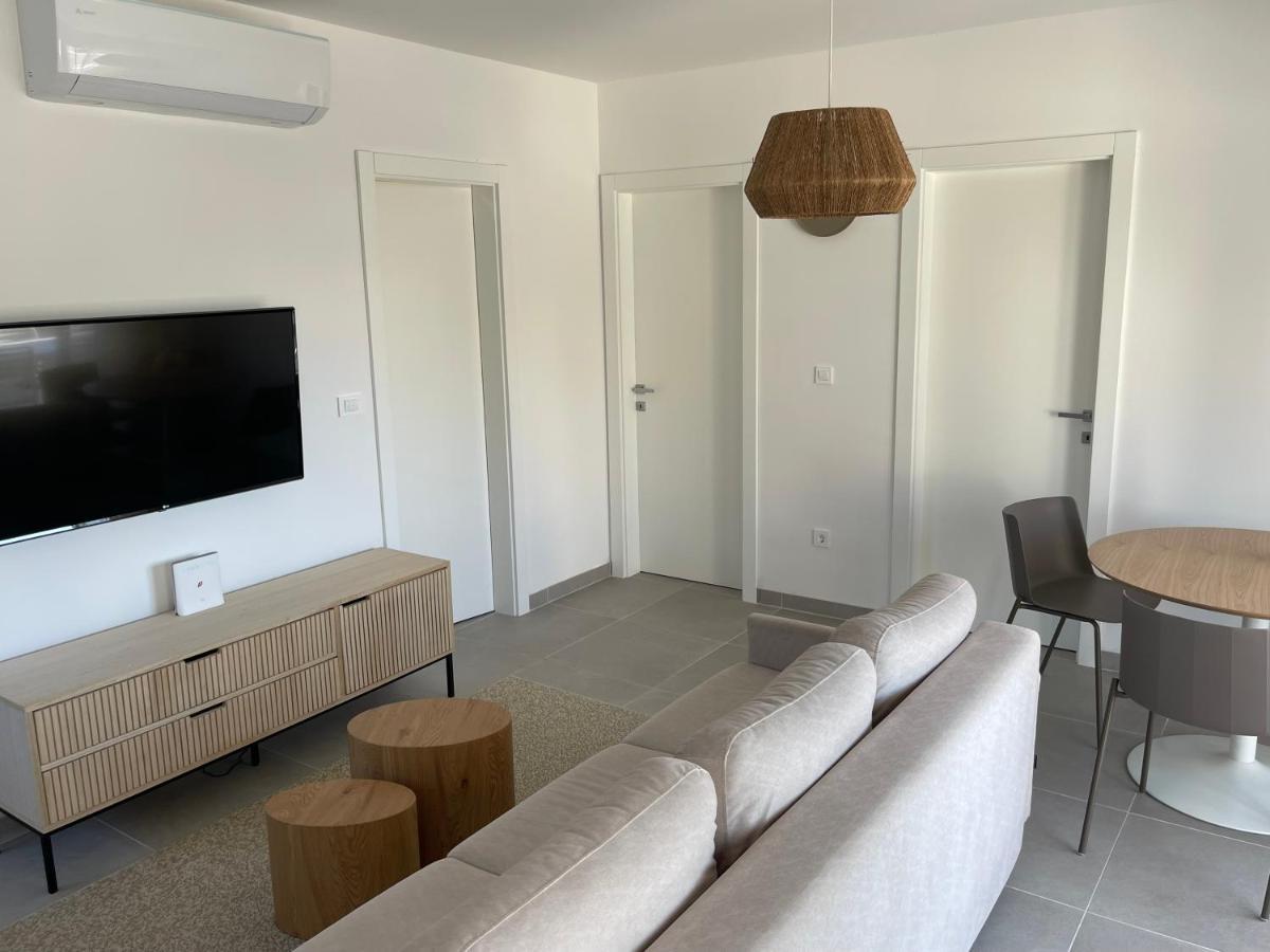 Soltysovka Apartments Rogoznica  Esterno foto